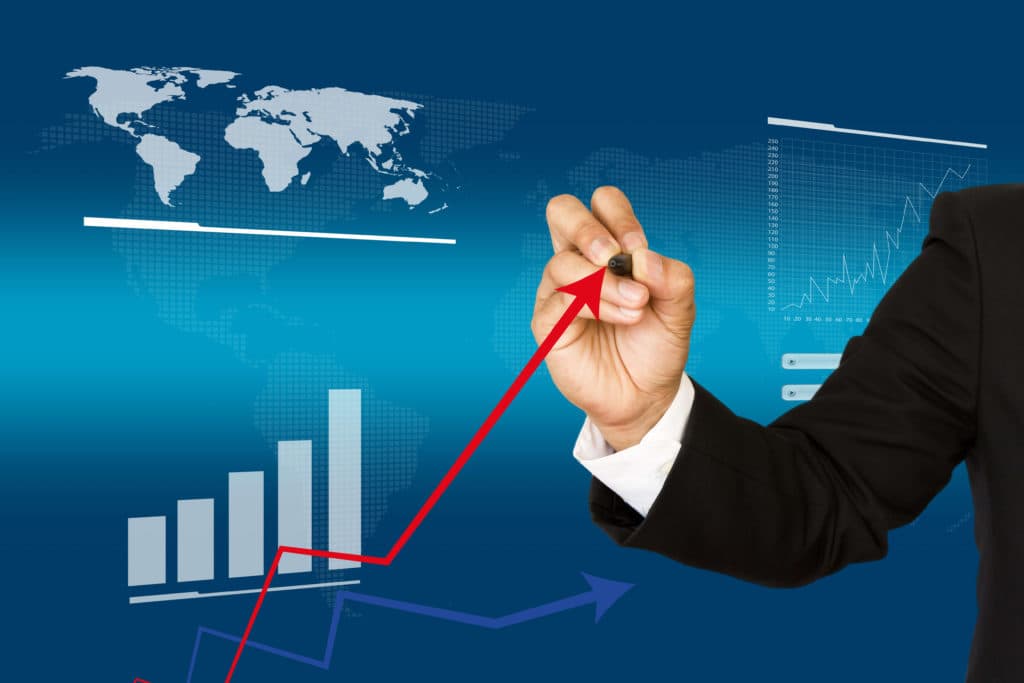 businessman-drawing-red-line-1-1024×683